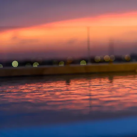 Sunrise 42 Suites Hotel-3